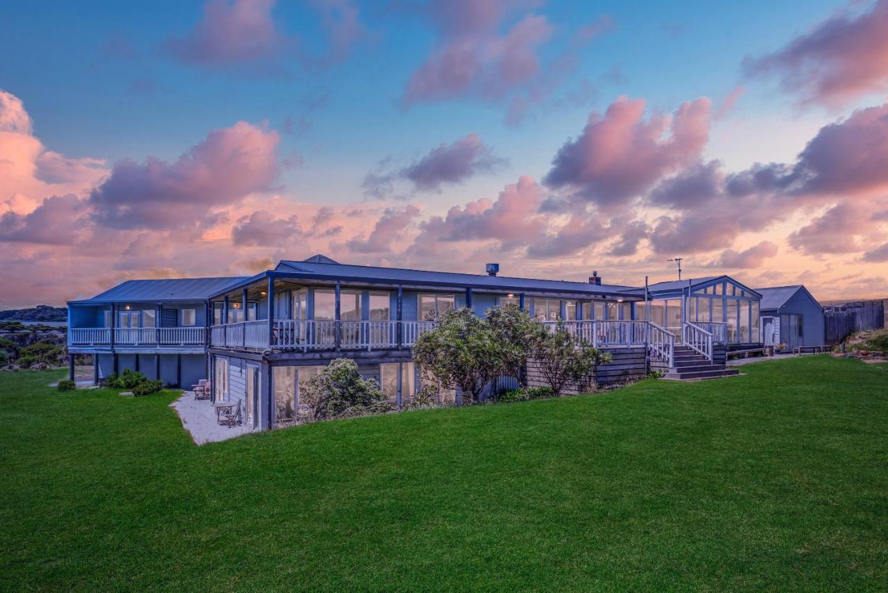 Clifftop Hotel Smiths Beach Exterior photo